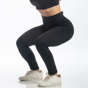 Calça Basic New Horizon Preta