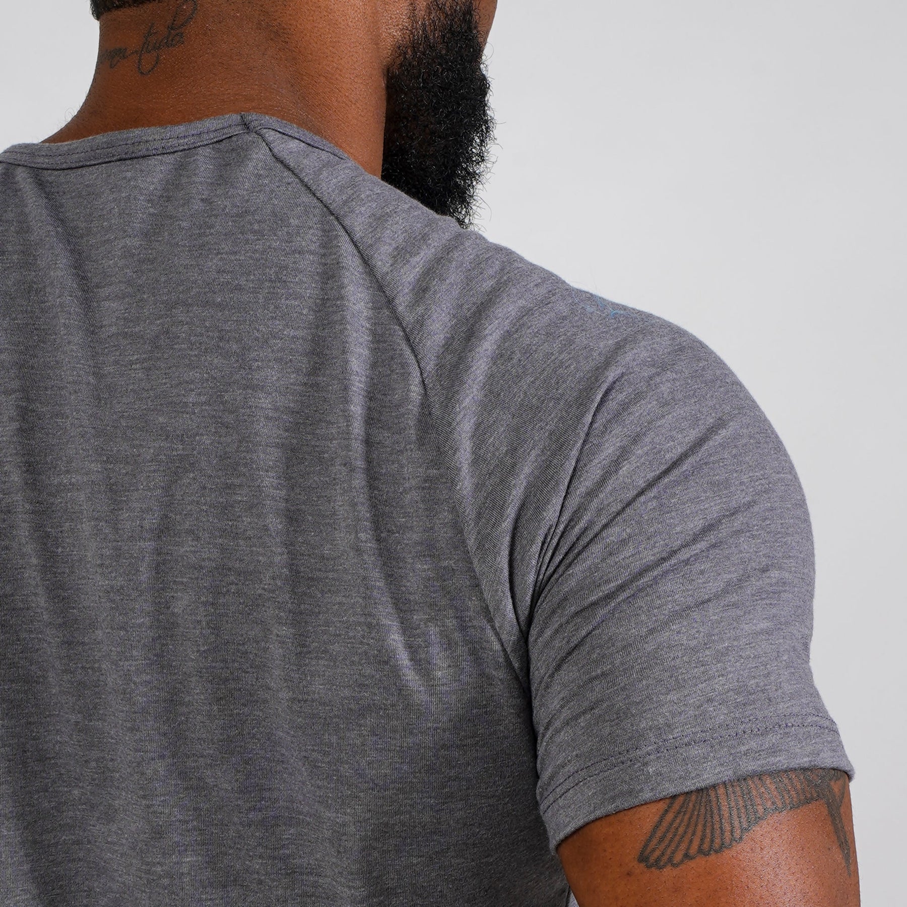 Camiseta Algodão New Lupus Chumbo