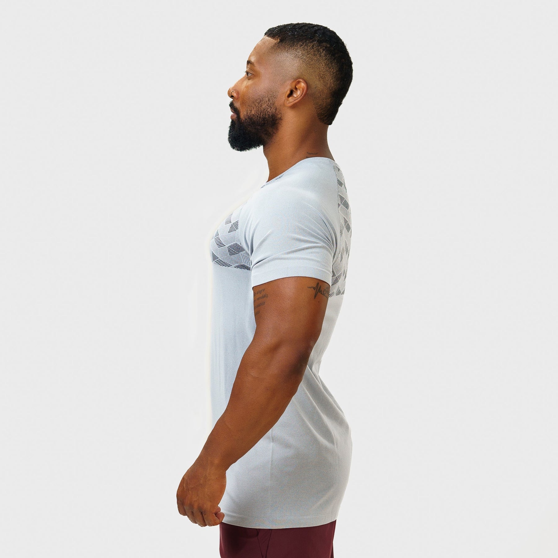 Camiseta Apex Dry Holographic Cinza Gelo - Sem Costura