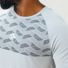 Camiseta Apex Dry Holographic Cinza Gelo - Sem Costura