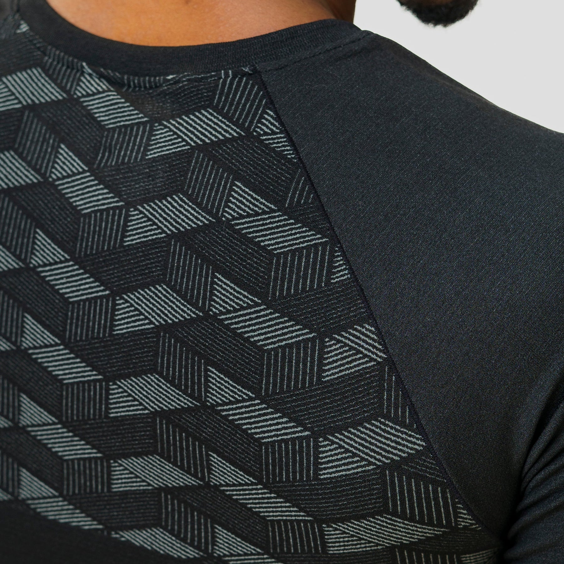 Camiseta Apex Dry Holographic Preto - Sem Costura