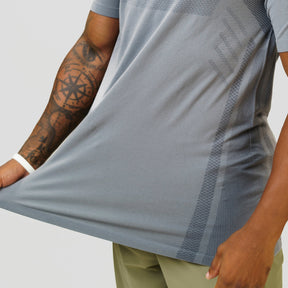 Camiseta Apex Dry Iron Cinza - Sem Costura