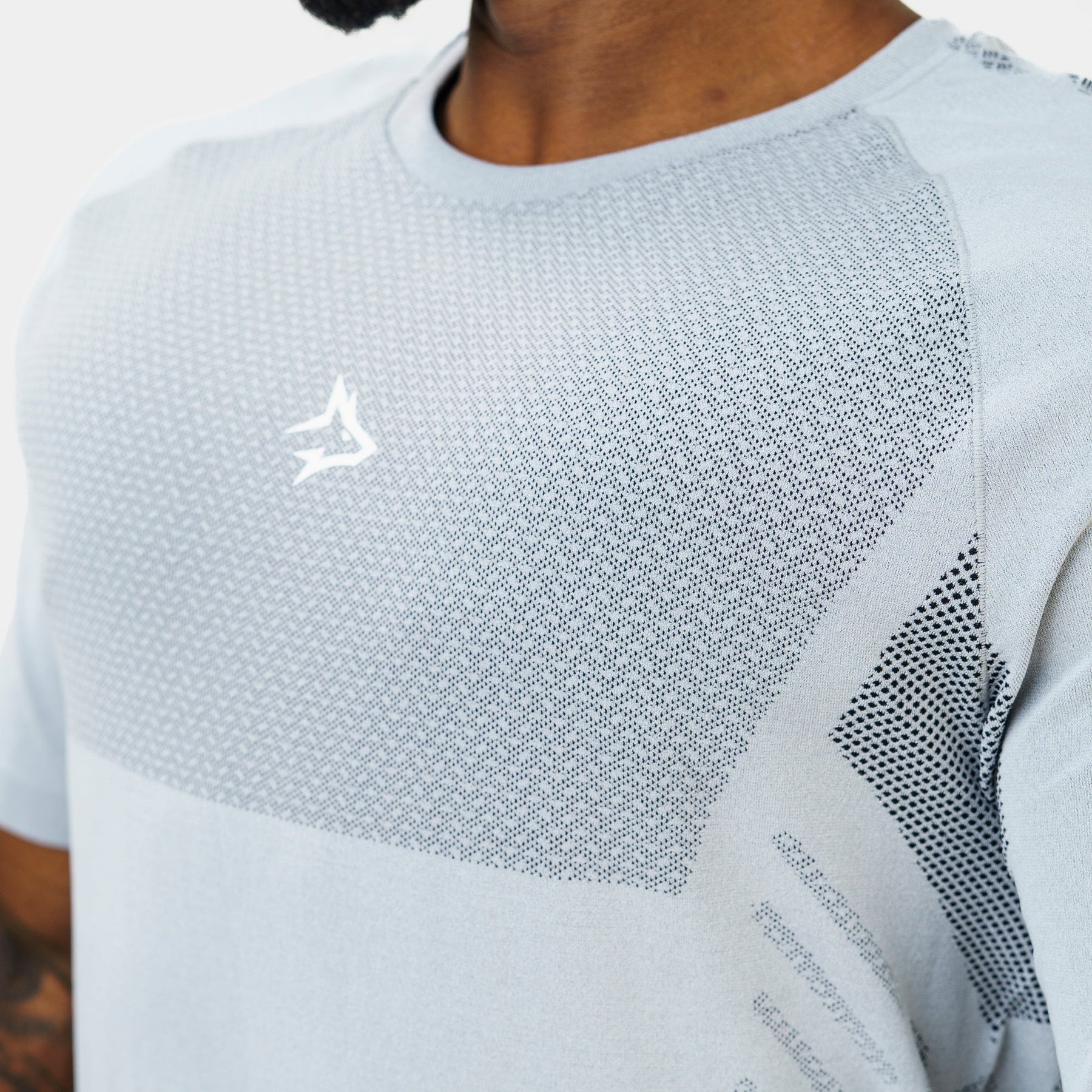 Camiseta Apex Dry Iron Cinza Gelo - Sem Costura