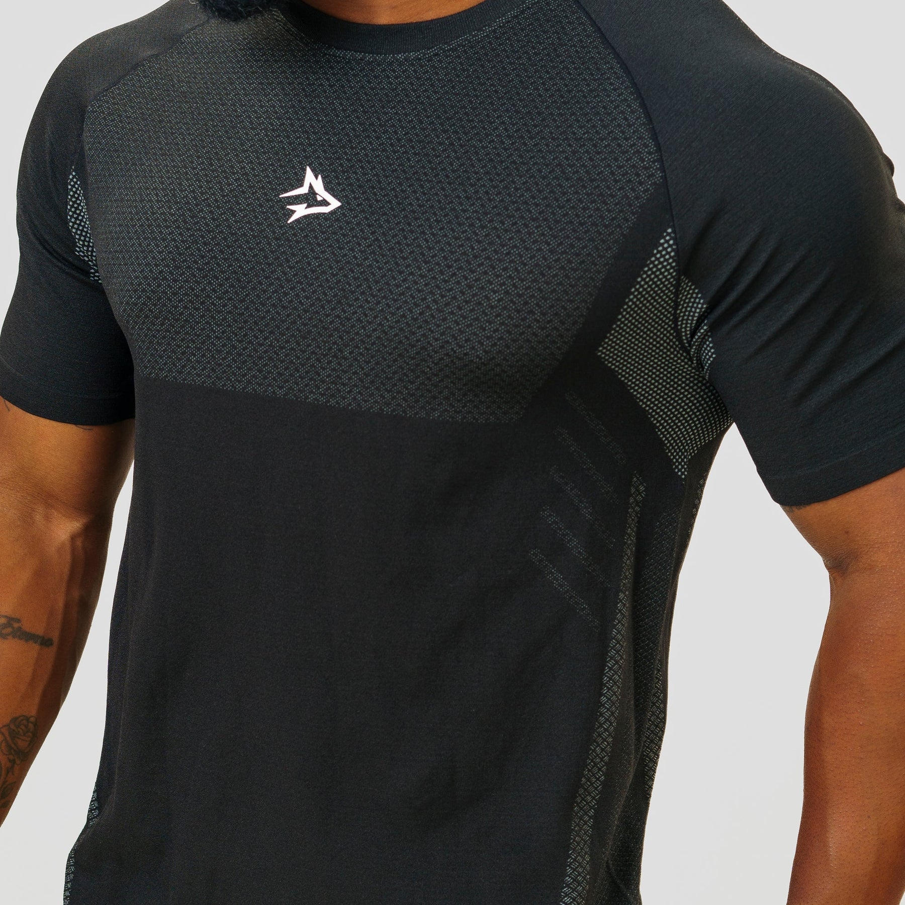 Camiseta Apex Dry Iron Preto - Sem Costura