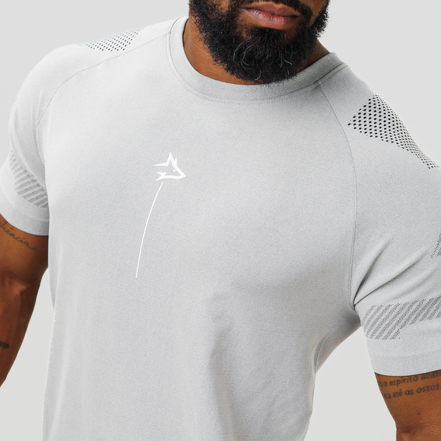 Camiseta Apex Dry Line Lupus Cinza Gelo - Sem Costura