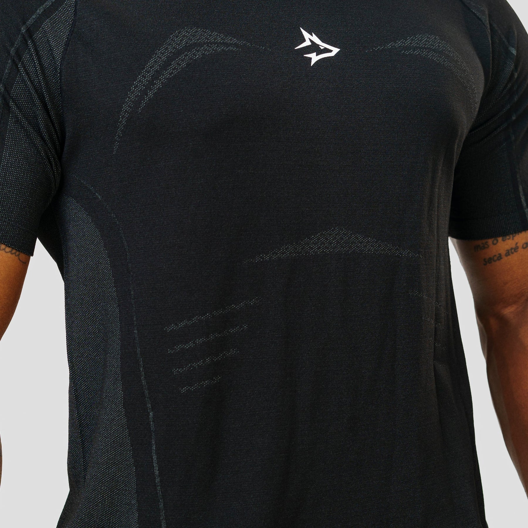 Camiseta Apex Dry Power Preto - Sem Costura
